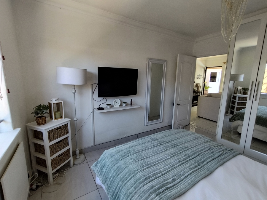 To Let 3 Bedroom Property for Rent in Soneike Western Cape